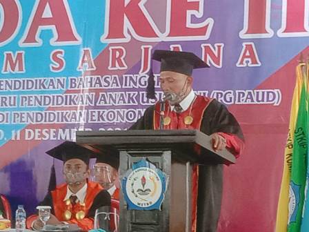Foto, STKIP Kumala Menggelar Sidang Senat Terbuka Wisuda ke III dari 173 dan dihadiri Wakil Walikota Metro
